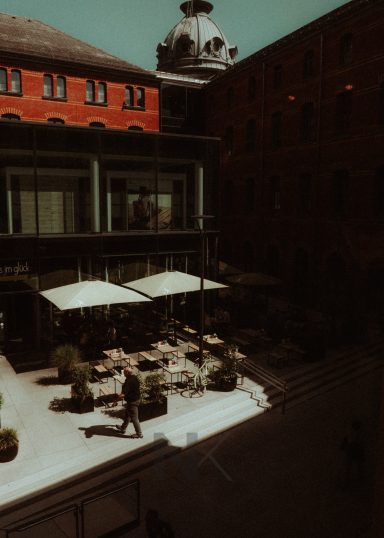 Hof mit Restaurant in Konstanz