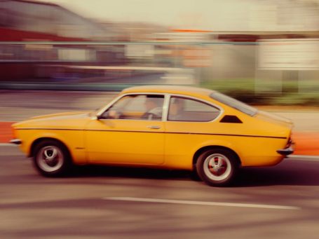 Foto mit Pan Bewegung und Bewegungsunschärfe